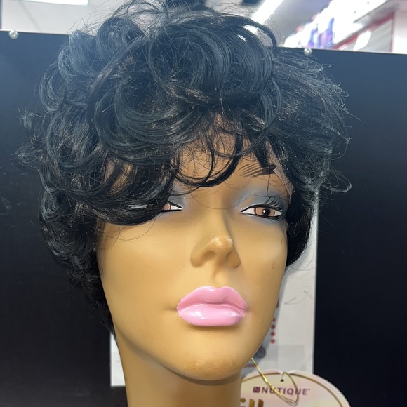 Gorgeous  short curl hair ❤️ - Picture 3 of 4